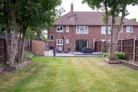 2 bedroom maisonette for sale, Church Drive, West Wickham, BR4
