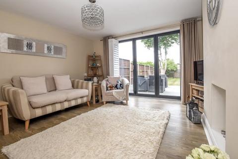 2 bedroom maisonette for sale, Church Drive, West Wickham, BR4