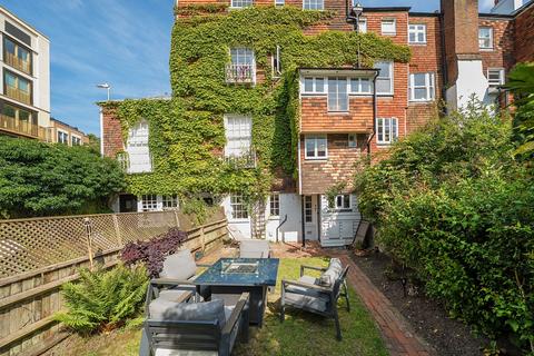 undefined, Sussex Mews, Kent TN2