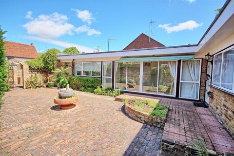 3 bedroom bungalow for sale, The Bourne, Ware SG12