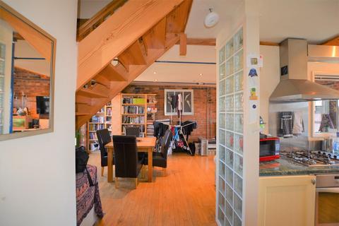 2 bedroom apartment for sale, Clare Street, Northampton NN1