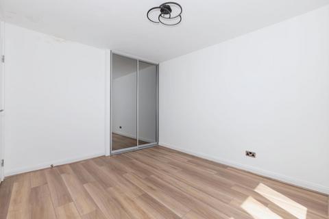 1 bedroom flat for sale, Russell Square, Brighton