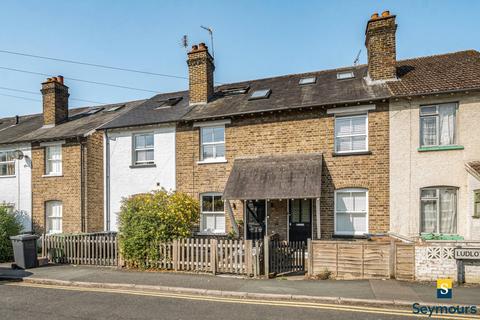 68 Ludlow Road, Guildford, GU2 7NW