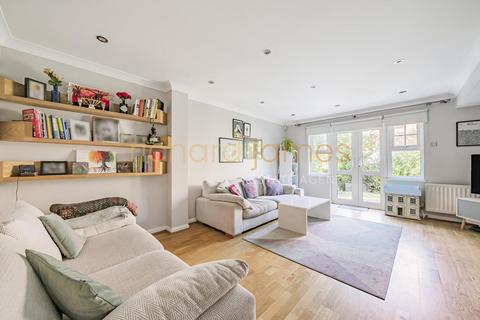 3 bedroom semi-detached house for sale, Colenso Drive, Mill Hill, NW7