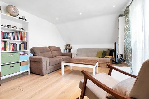 Flat 6, Ferndale Court, 1 Kendra Hall Road, South Croydon, CR2 6DT