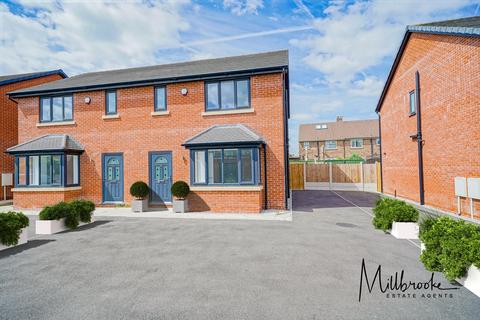 3 bedroom semi-detached house for sale, 4 Knowles Nook, Ashton-In-Makerfield, Wigan, WN4 9BS