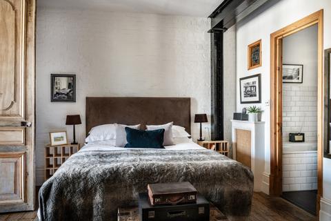 2 bedroom flat for sale, Brandon House, 13 Wyfold Road, London
