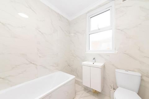 2 bedroom apartment for sale, Revelon Road, Brockley, London, SE4