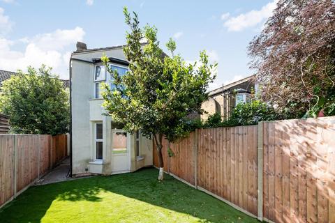 2 bedroom apartment for sale, Revelon Road, Brockley, London, SE4