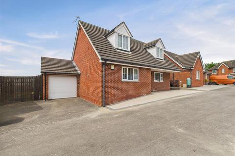 3 bedroom detached bungalow for sale, Sheepcote Hill, Killamarsh S21