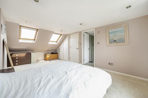 112 Tudor Drive, Kingston Upon Thames, KT2 5QF