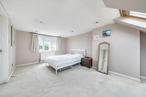 112 Tudor Drive, Kingston Upon Thames, KT2 5QF