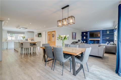 Becca Banks Villa Becca Lane, Aberford, Leeds, LS25 3BD