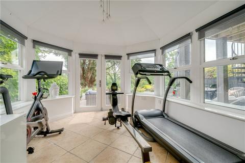 Becca Banks Villa Becca Lane, Aberford, Leeds, LS25 3BD