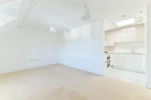 2 bedroom flat for sale, Croydon Road, Reigate RH2