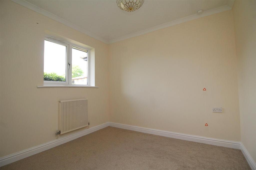 Bedroom 2 .JPG