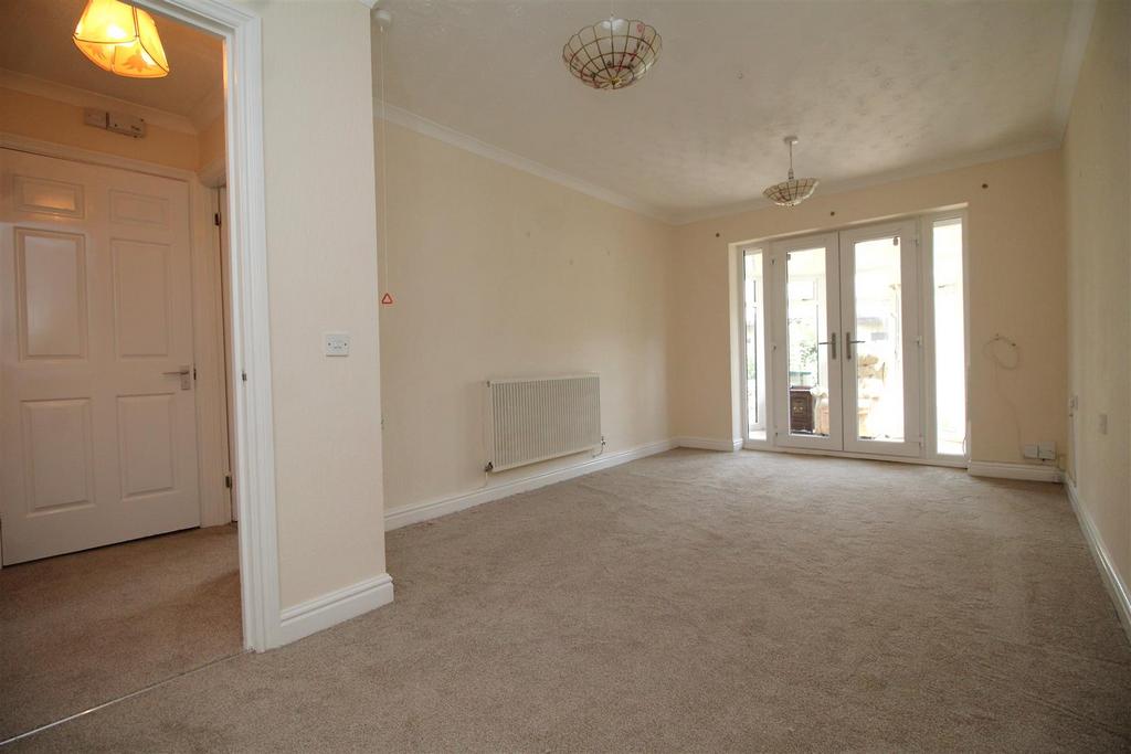 Living room image 2 .JPG