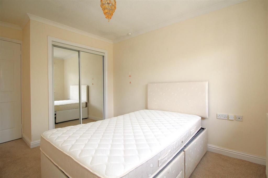 Bedroom 1 image 2 .JPG
