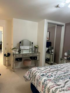 3 bedroom apartment to rent, Royal Quay Road, London E16