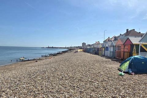 1 bedroom chalet for sale, Western Esplanade, Herne Bay, Kent