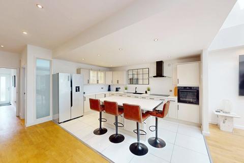 4 bedroom terraced house for sale, Mill Street, Westhoughton, BL5