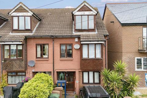 1a Pretoria Road, London, E4 7HA