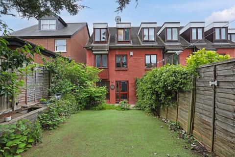 1a Pretoria Road, London, E4 7HA