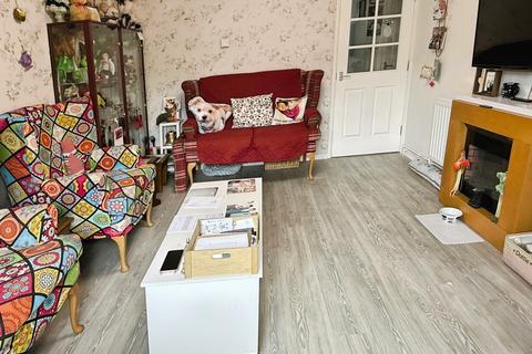 2 bedroom flat for sale, St Pauls Close, Oadby, LE2