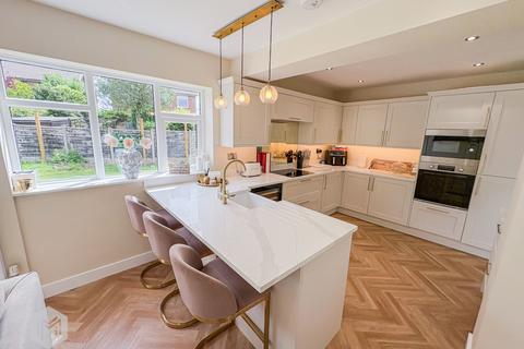 49 Browmere Drive, Croft, Warrington, WA3 7HS