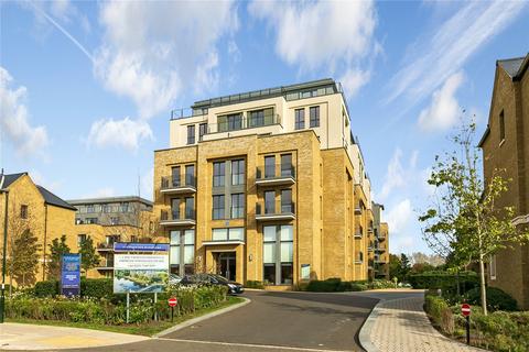 Pinewood Gardens, Teddington