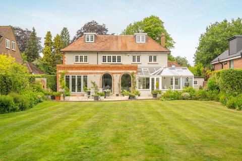 5 bedroom detached house for sale, 20 Amersham Road, Amersham HP6