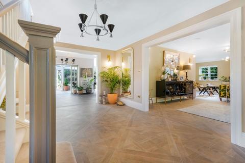 5 bedroom detached house for sale, 20 Amersham Road, Amersham HP6