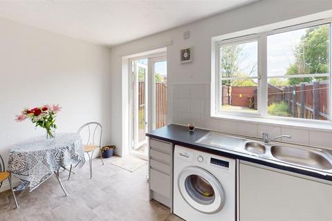 2 bedroom terraced house for sale, Endeavour Close, Preston