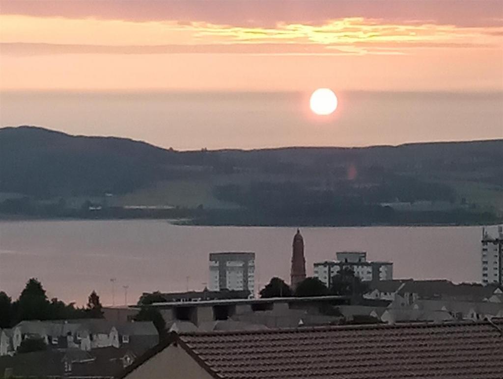 View 2.jpg