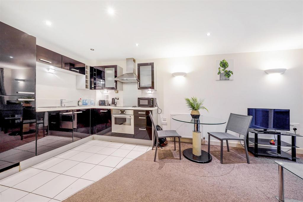 Flat 89, Adriatic Apartments - el2p Aczr JL5n Eidce Nu