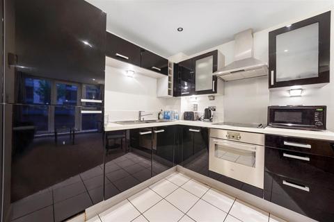1 bedroom apartment for sale, 20 Adriatic Apartments, Western Gateway, London E16