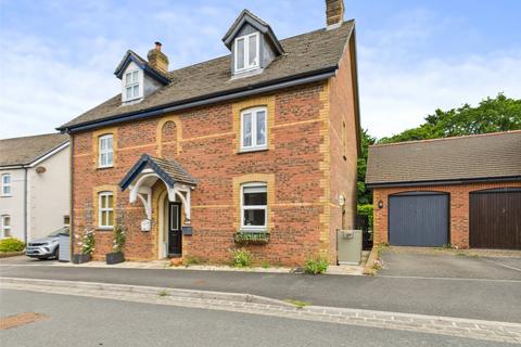 Wesley Road, Holsworthy, Devon