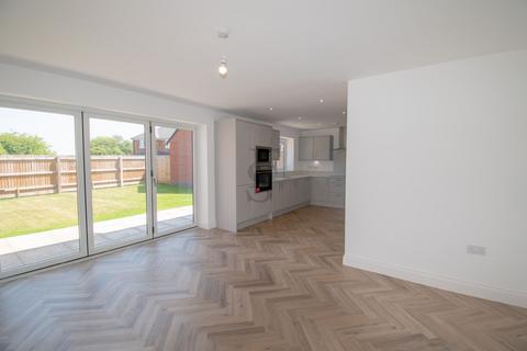 4 bedroom detached house for sale, Freer Road, Fleckney Meadows