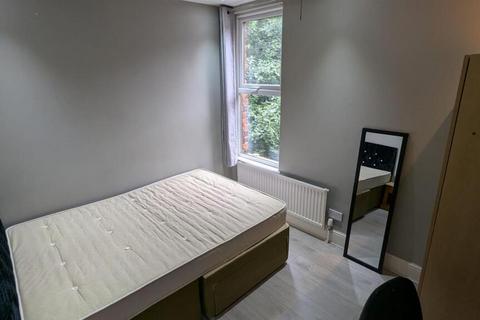 1 bedroom ground floor flat to rent, Jutland Road, London SE6