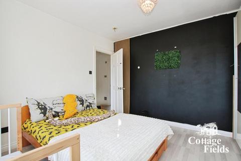 undefined, Cedar Avenue, Enfield EN3