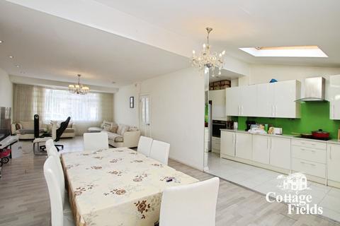 undefined, Cedar Avenue, Enfield EN3