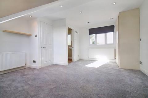 undefined, Roding View, Buckhurst Hill, IG9