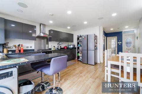 112 Grove Road, Hounslow, TW3 3PT