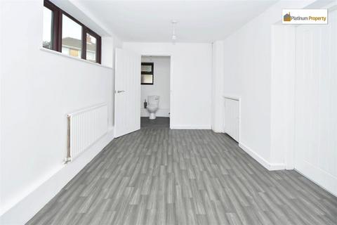 3 bedroom detached house for sale, Elstree Close, Stoke-On-Trent ST3