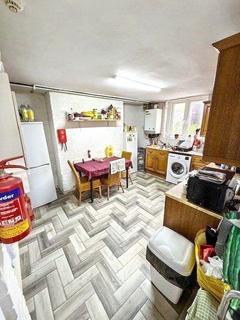 14 Grantham Terrace, Bradford, BD7 1RH