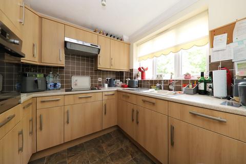 undefined, High Street, Rickmansworth WD3