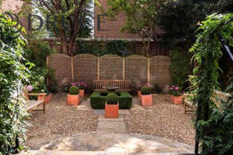 2 bedroom flat to rent, Fulham Road, London, UK, SW3