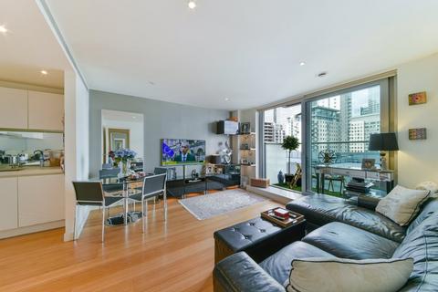 undefined, Pan Peninsula, Canary Wharf, London, E14
