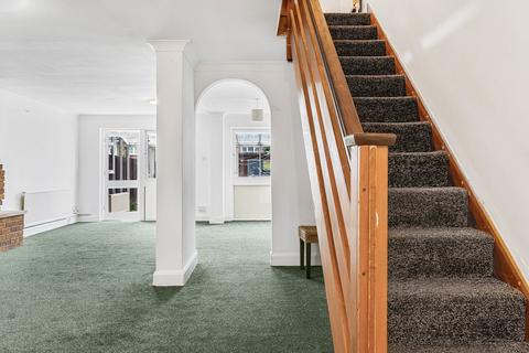 4 bedroom terraced house for sale, Prescott Close, London, SW16