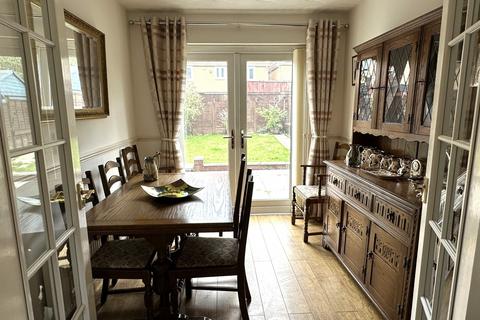 3 bedroom detached house for sale, Cae Glas, Cwmavon, Port Talbot, Neath Port Talbot.